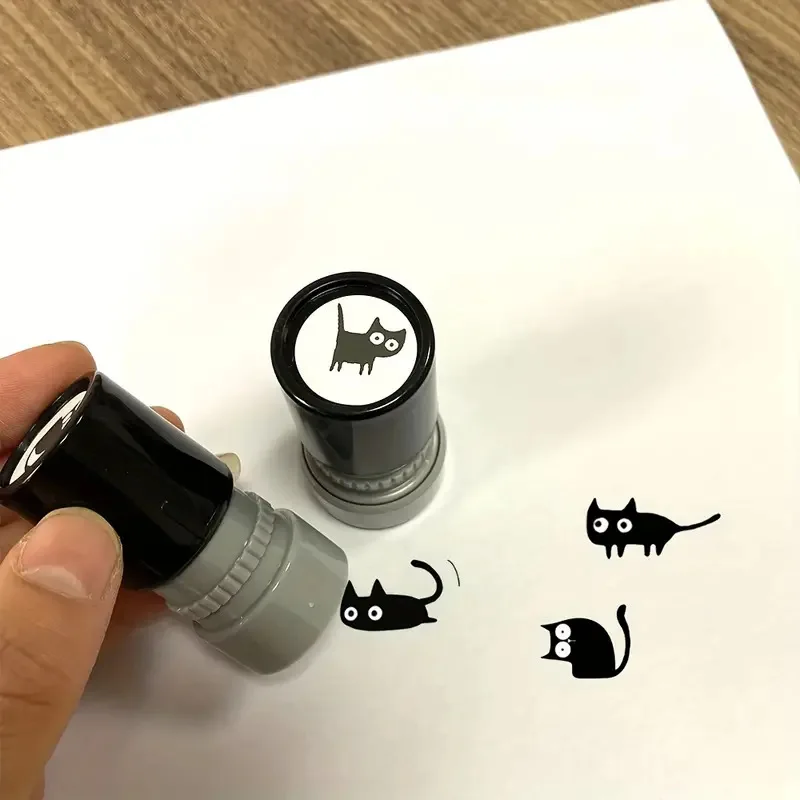 Timbres de dessin animé mignon, 4 Styles, joli petit chat noir, décoration pour Scrapbooking, papeterie de Collage pour journal intime, DIY bricolage, 1 pièce